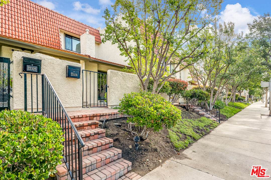 22323-1/2 Erwin St - Photo 1