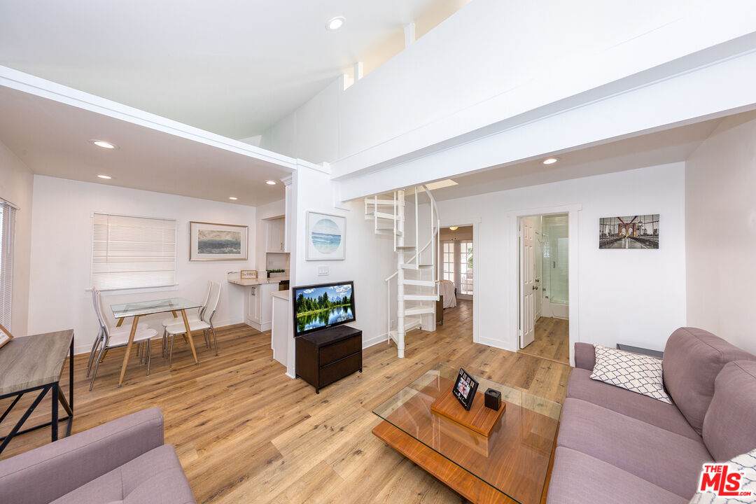 352 Benton Way - Photo 1