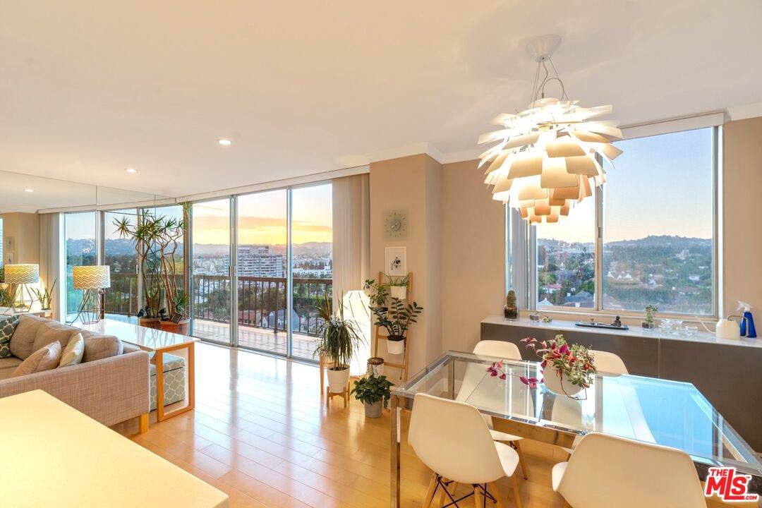 10747 Wilshire Blvd - Photo 1