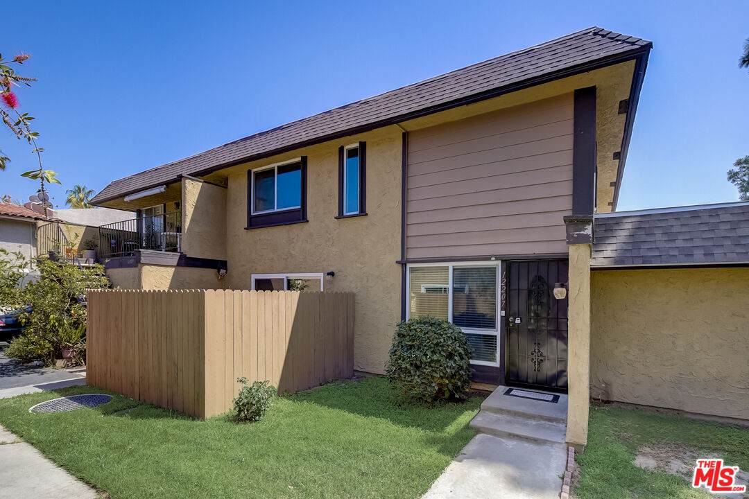 12207 Chapman Ave - Photo 1
