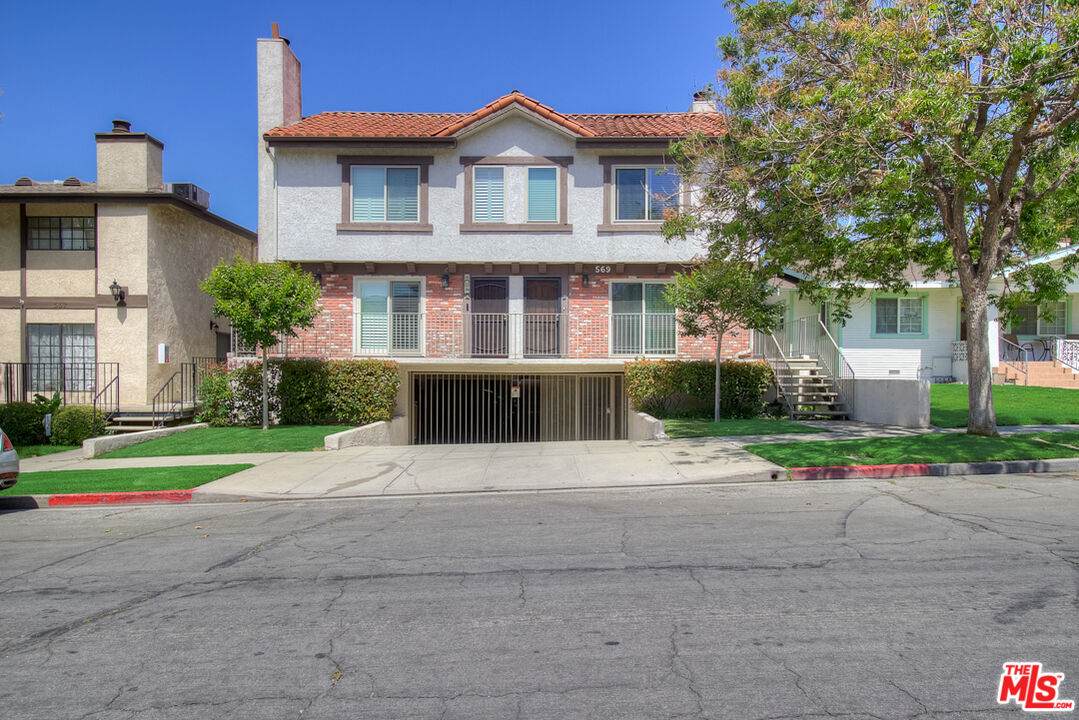569 Tujunga - Photo 1
