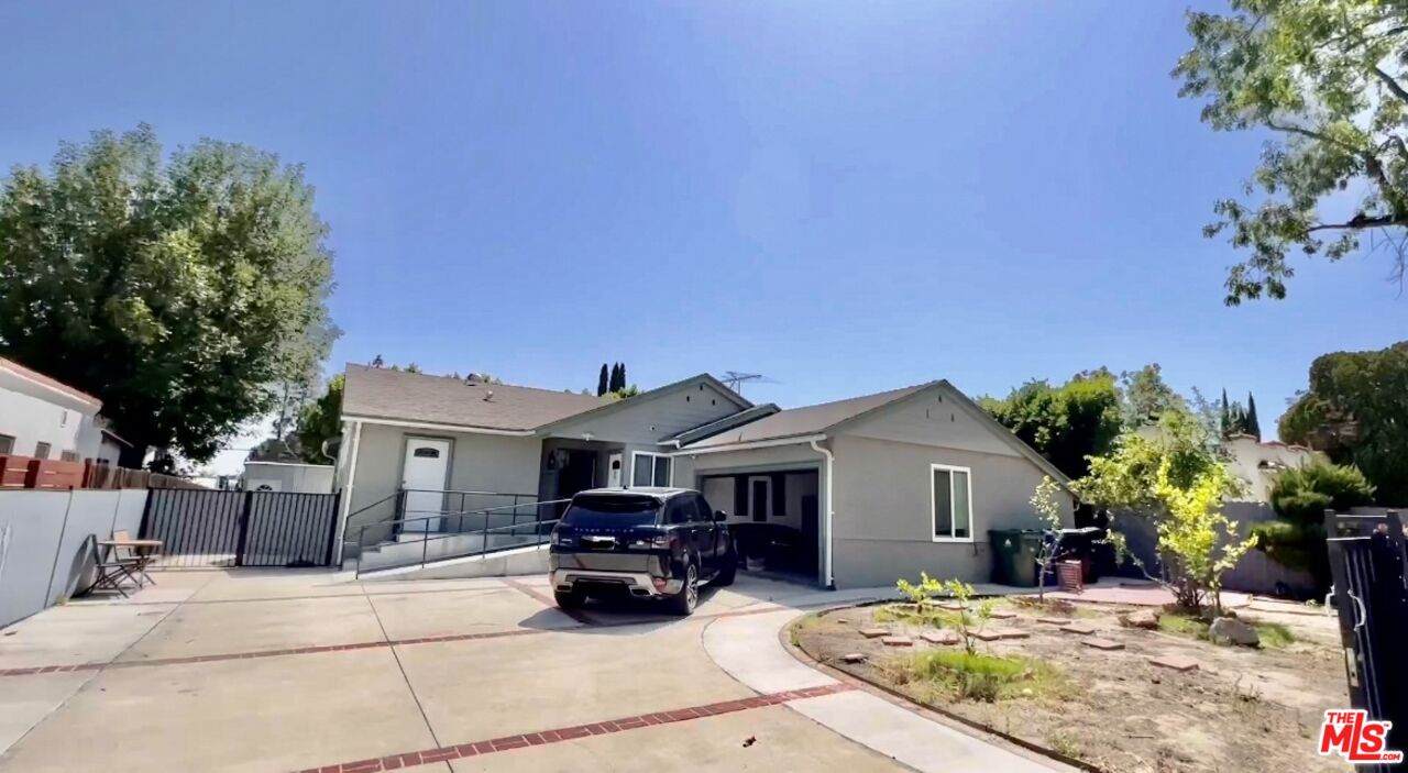 17326 Los Alimos St - Photo 1
