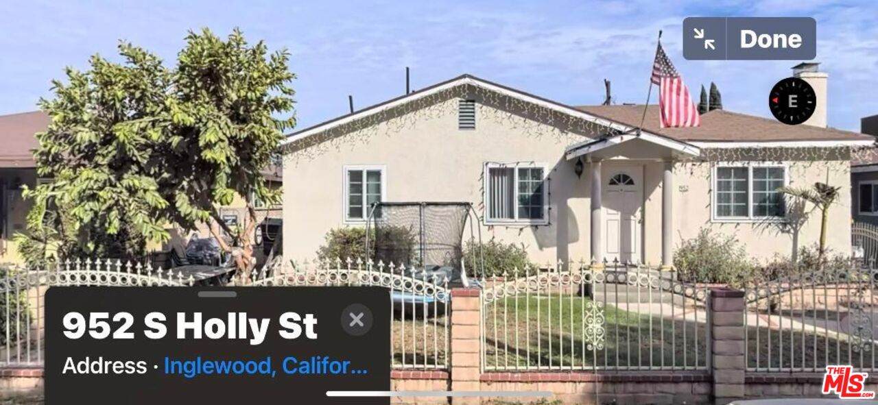 952 Holly St - Photo 1