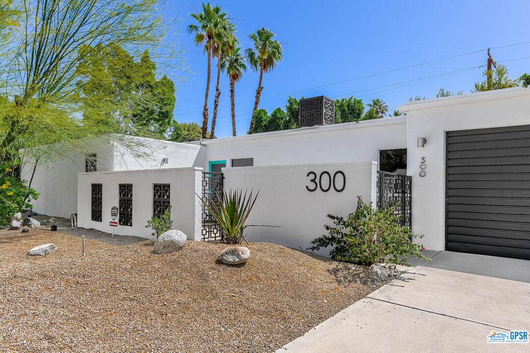 300 Orchid Tree Ln - Photo 1