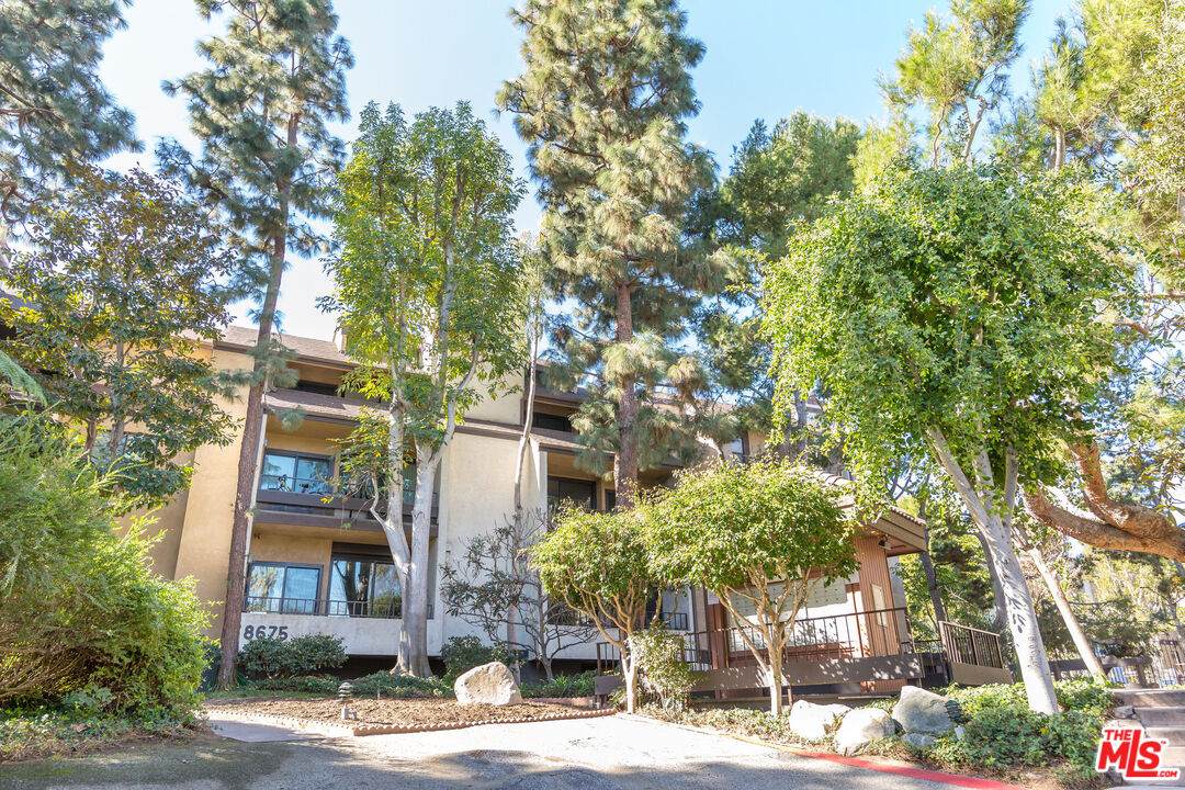 8687 Falmouth Ave - Photo 1