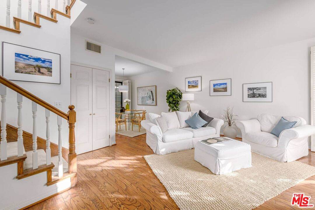 1138 21ST St - Photo 1