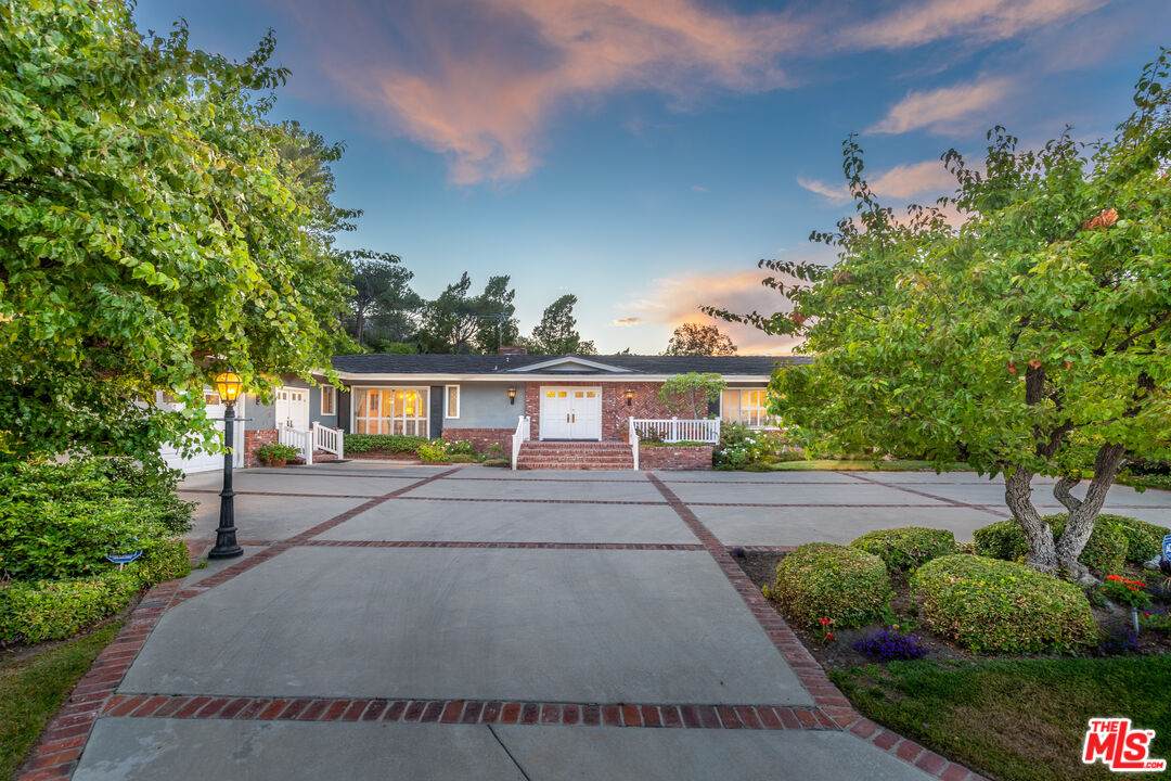 17227 Benner Pl - Photo 1