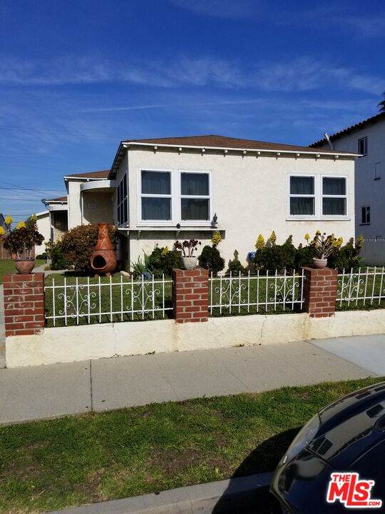 8464 Byrd Ave - Photo 1