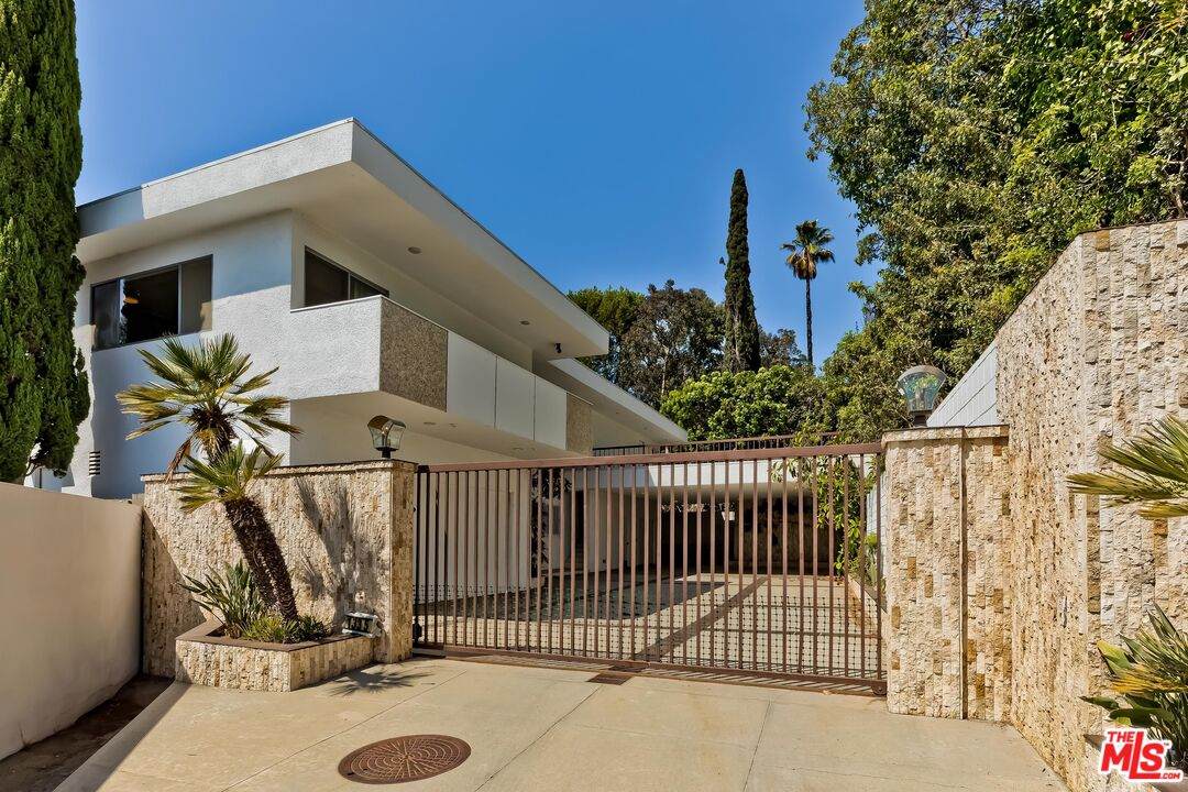 1335 Casiano Rd - Photo 1