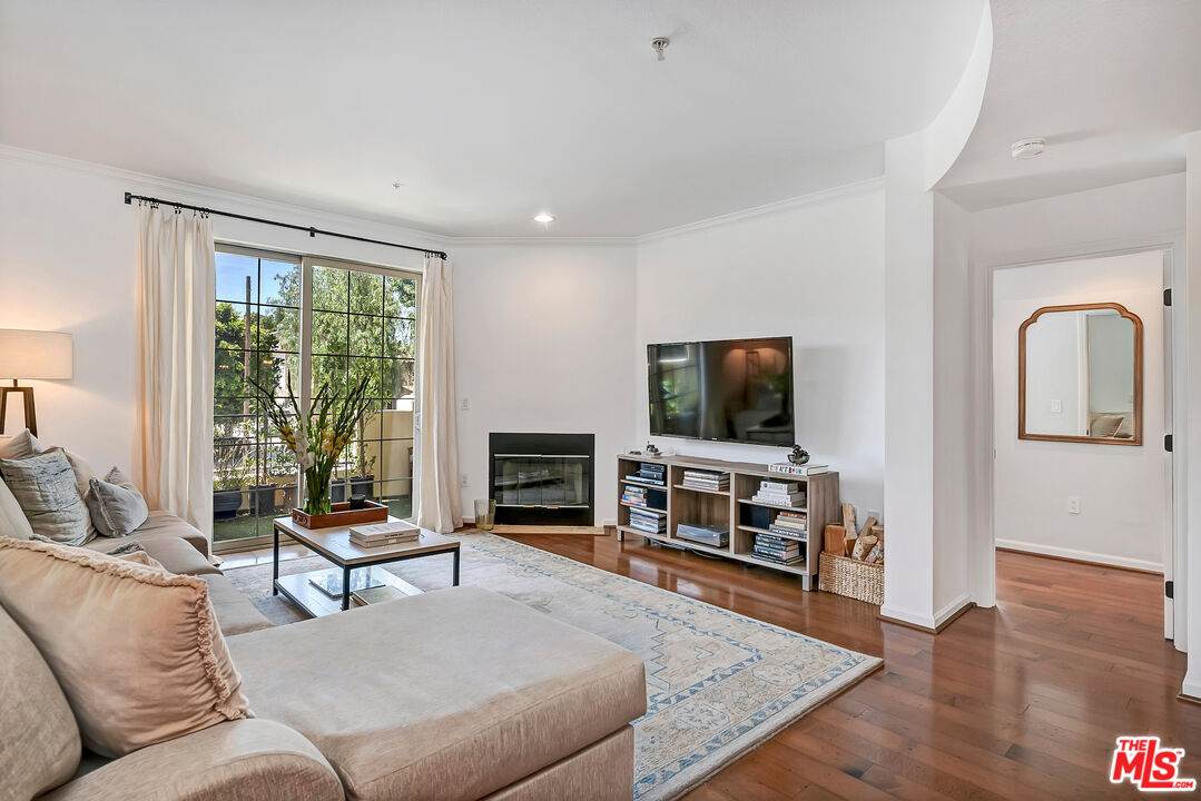 12407 Moorpark St - Photo 1