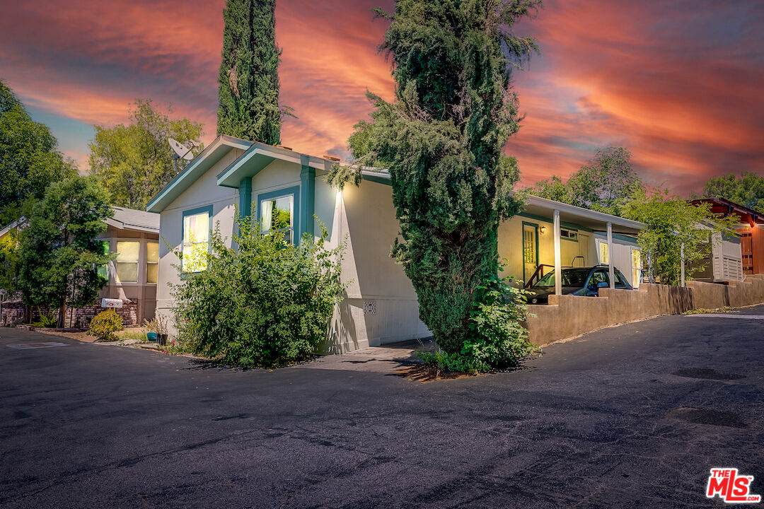 4201 Topanga Canyon Blvd - Photo 1