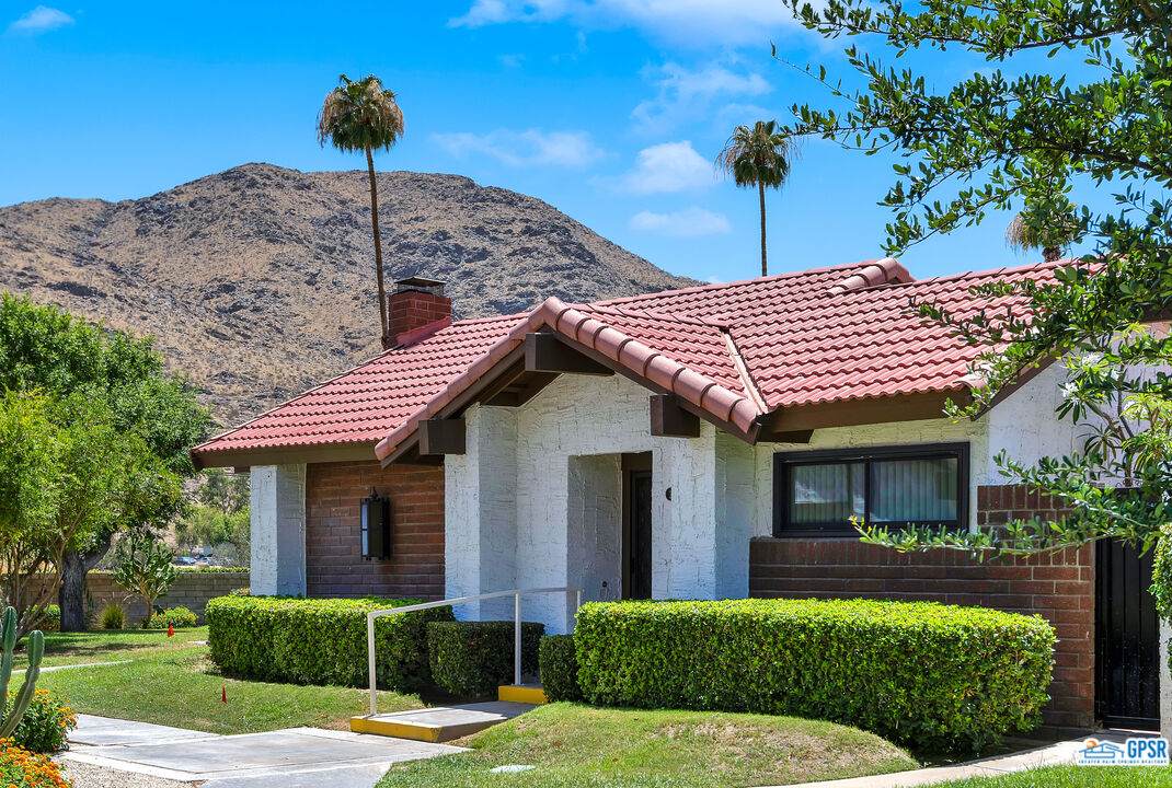 2495 Miramonte Cir - Photo 1