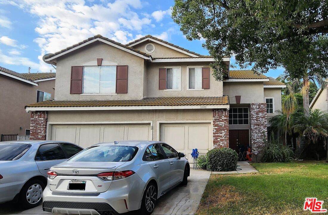 3280 Stallion St - Photo 1