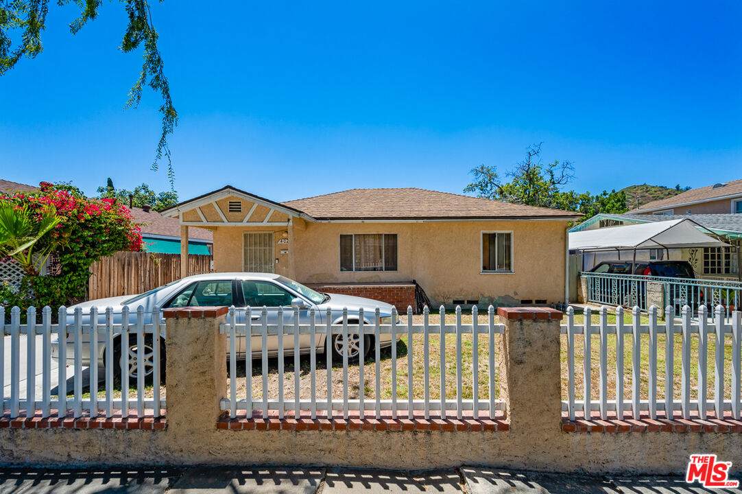 4026 Baywood St - Photo 1