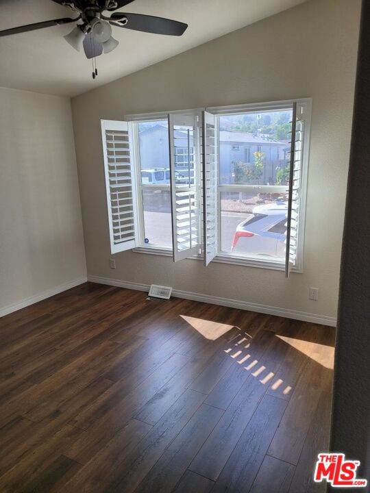 3700 Buchanan St - Photo 1