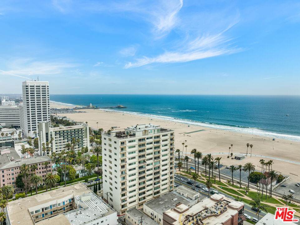 101 California Ave - Photo 1