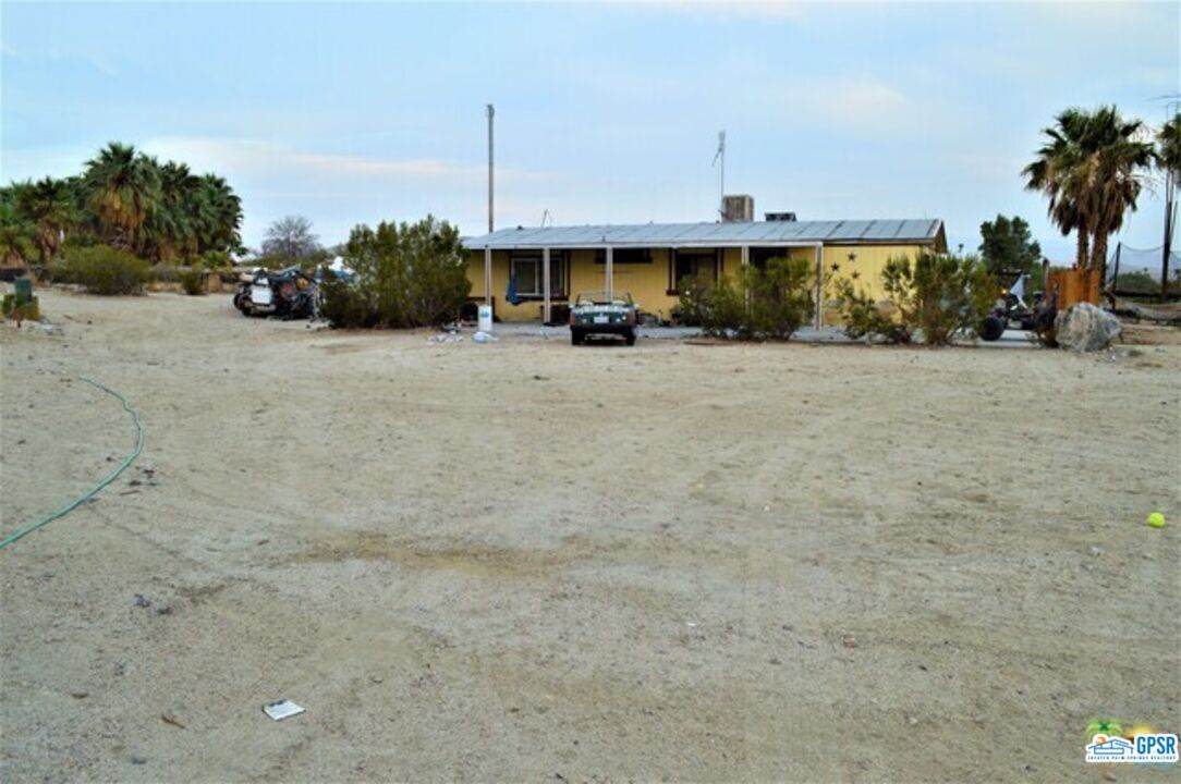 70575 Aurora Rd - Photo 1