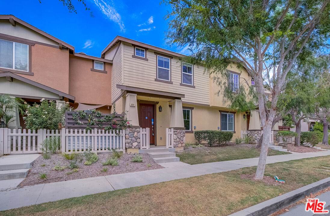 3221 Ventura Rd - Photo 1