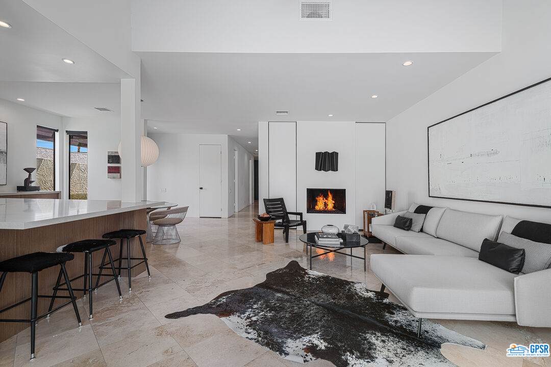 1456 Andreas Rd - Photo 1