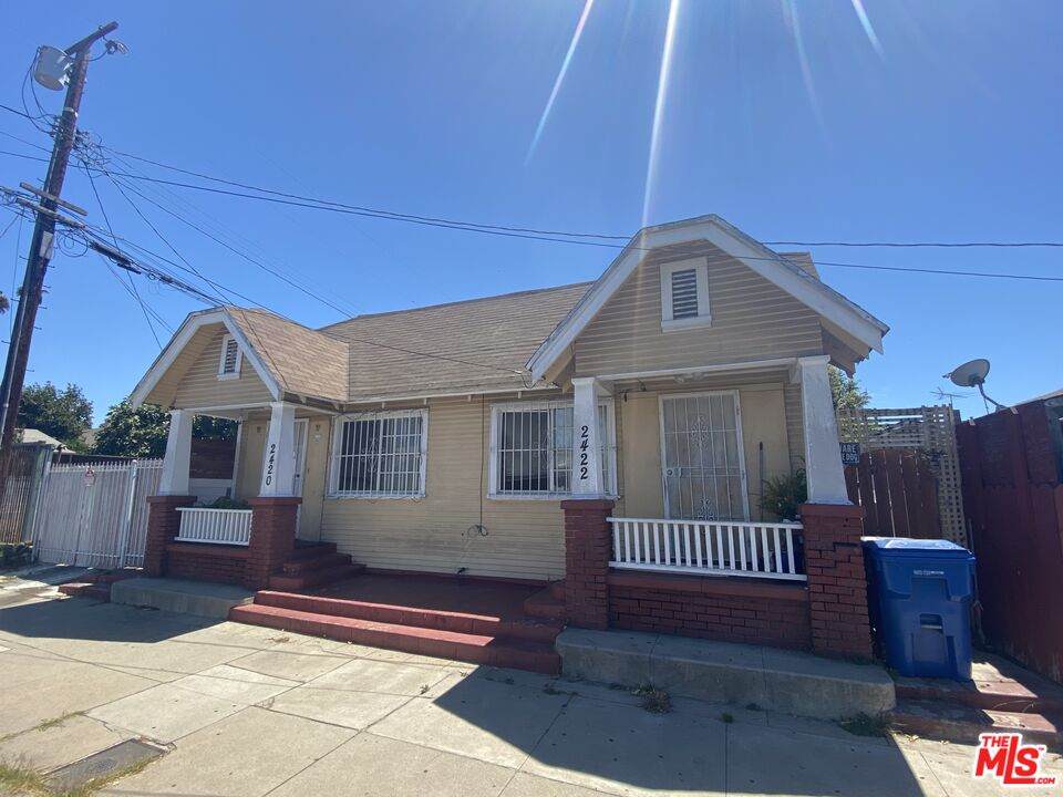 2420 30th St - Photo 1