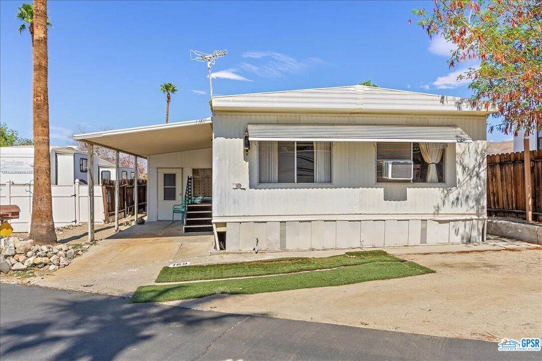 18801 Roberts Rd - Photo 1