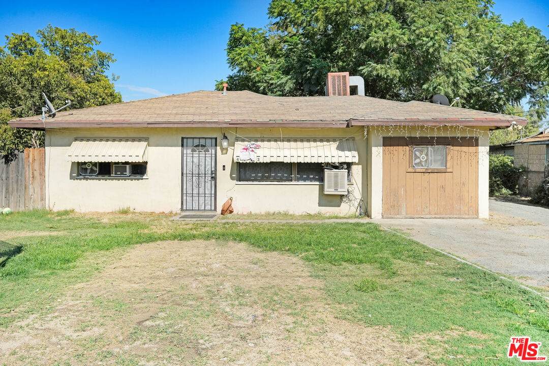 4043 F St - Photo 1