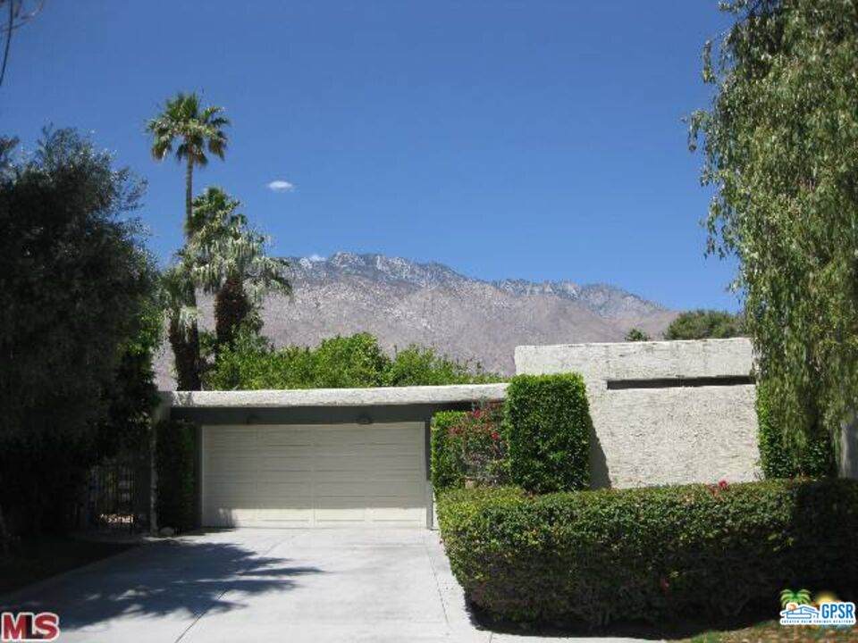 587 Saturmino Dr - Photo 1