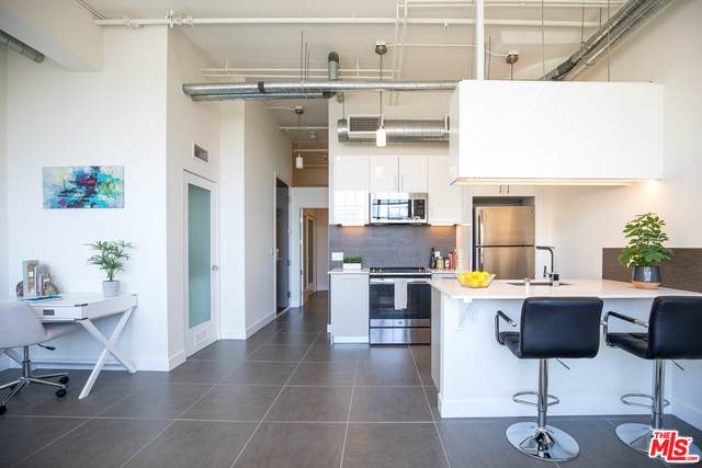 939 Broadway - Photo 1