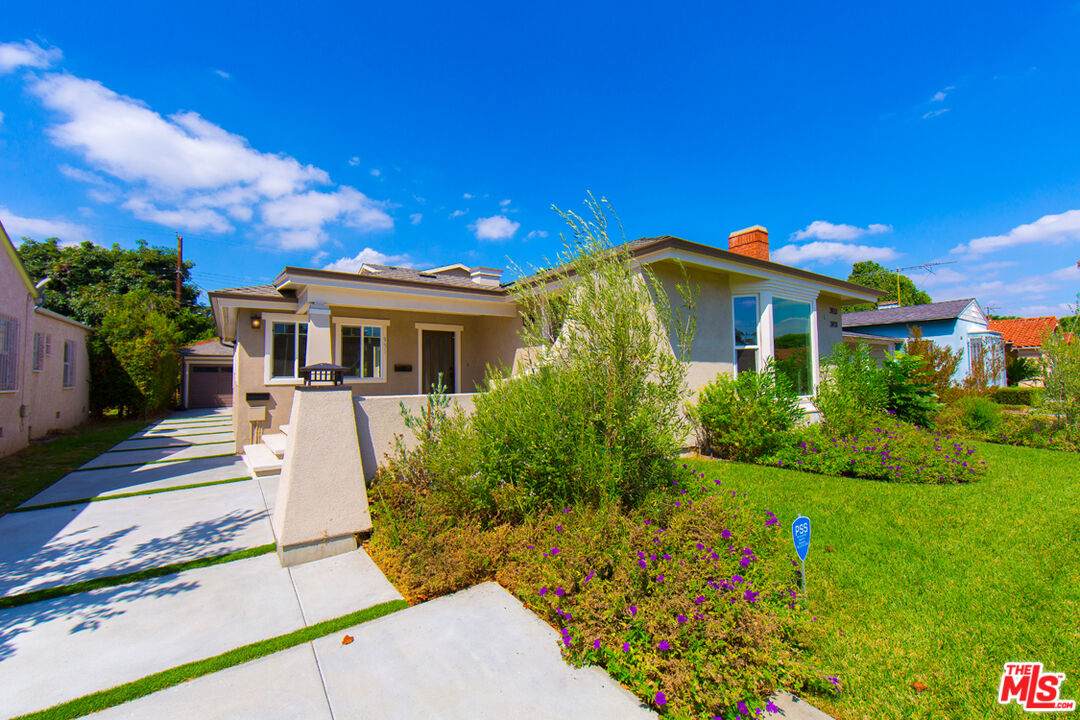 3931 Welland Ave - Photo 1