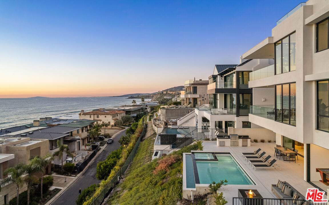 15 Beach View Ave - Photo 1