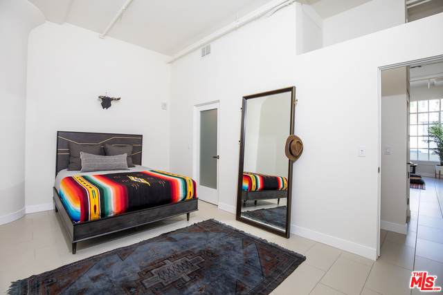 939 Broadway - Photo 1