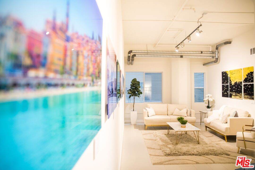 939 Broadway - Photo 1