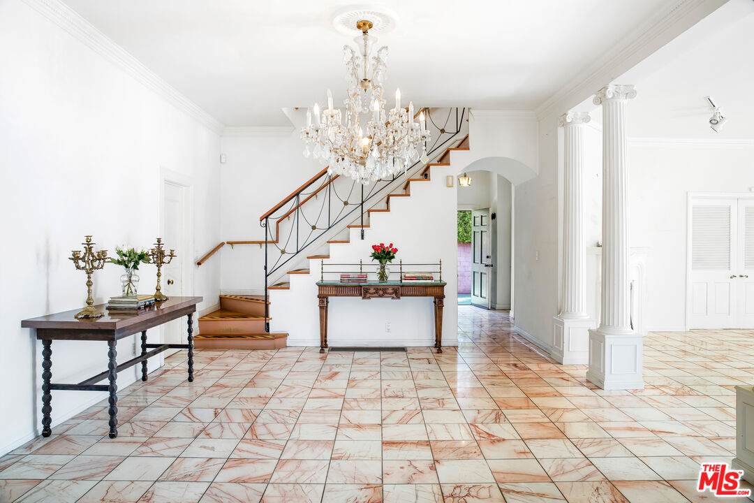 508 Canon Dr - Photo 1