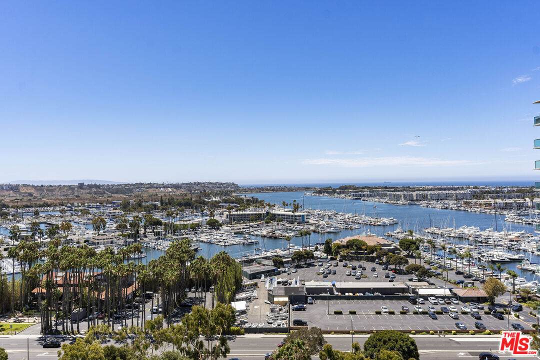 13650 Marina Pointe Dr - Photo 1