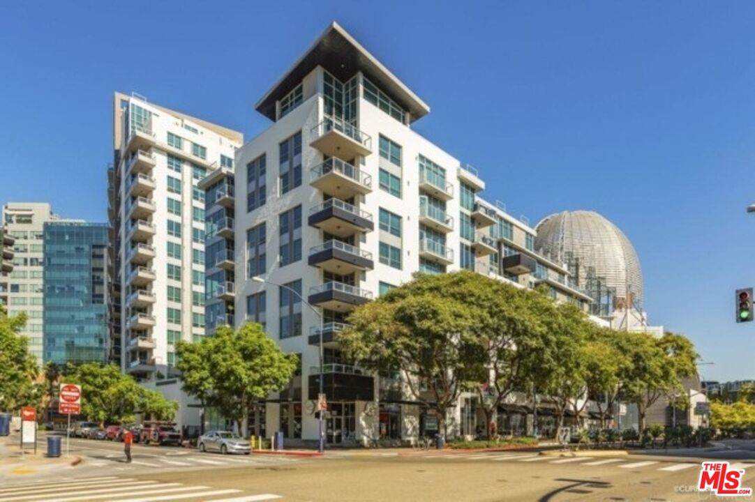 206 Park Blvd - Photo 1