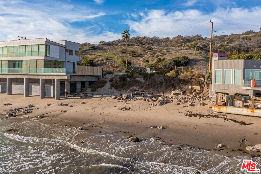 24266 Malibu Rd - Photo 1