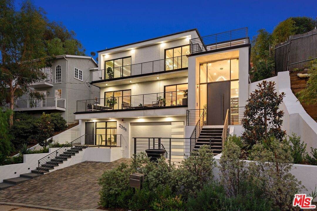 2311 Vasanta Way - Photo 1