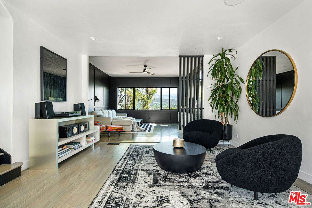 4050 York Hill Pl - Photo 1