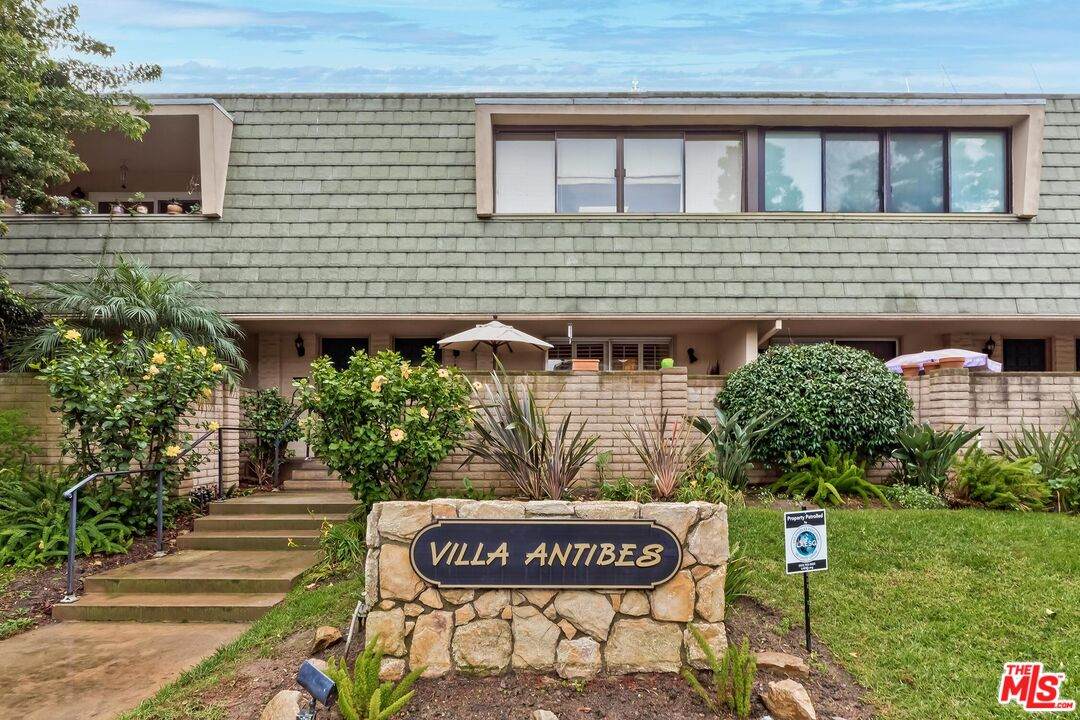 4751 La Villa Marina - Photo 1