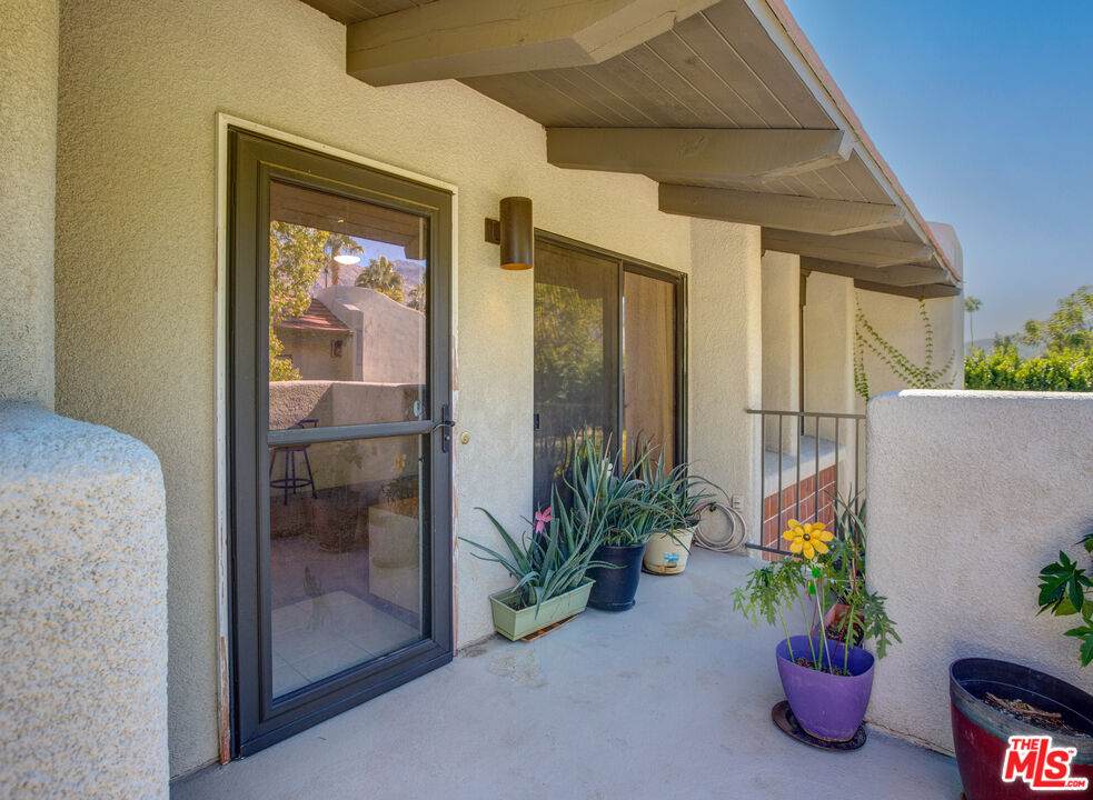 353 Hermosa Dr - Photo 1
