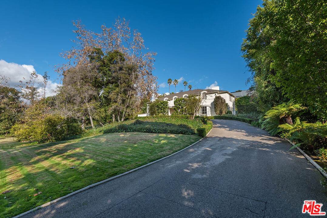 130 Beverly Glen Blvd - Photo 1