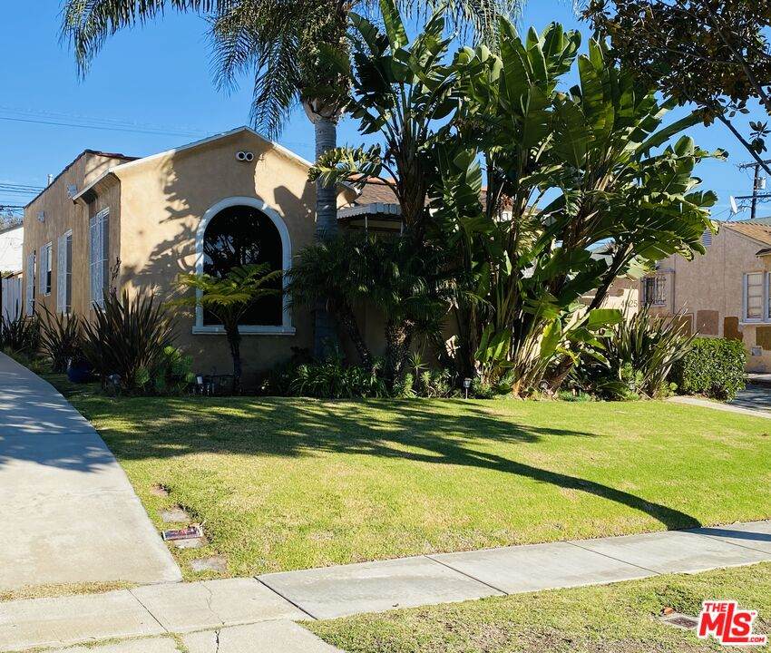 4025 58th Pl - Photo 1
