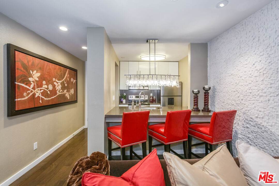 141 Clark Dr - Photo 1
