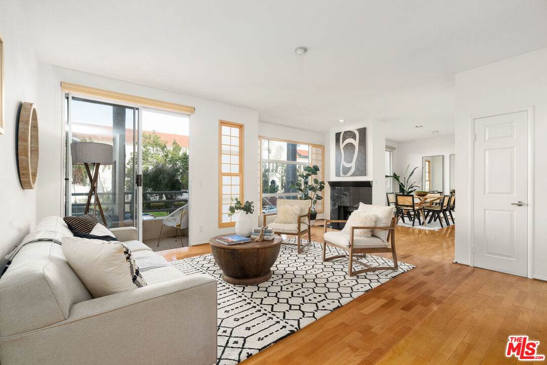 1024 7th St - Photo 1