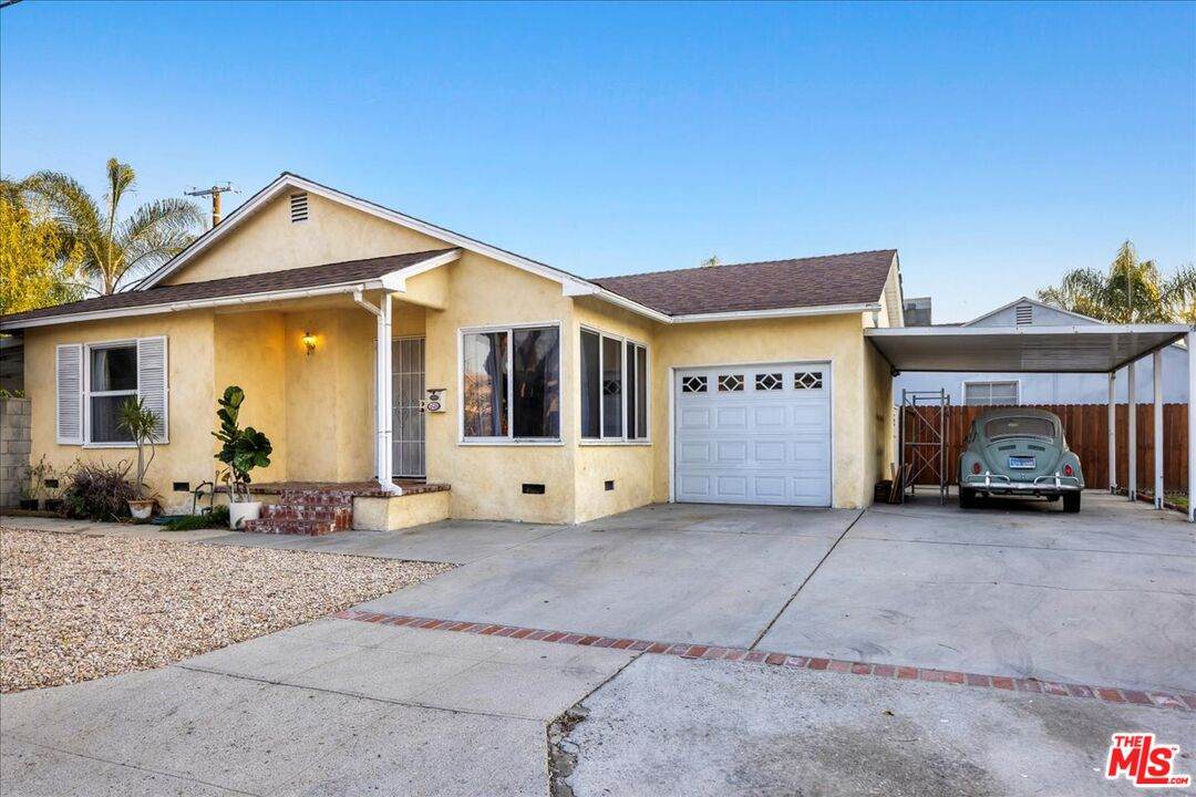 16800 Covello St - Photo 1