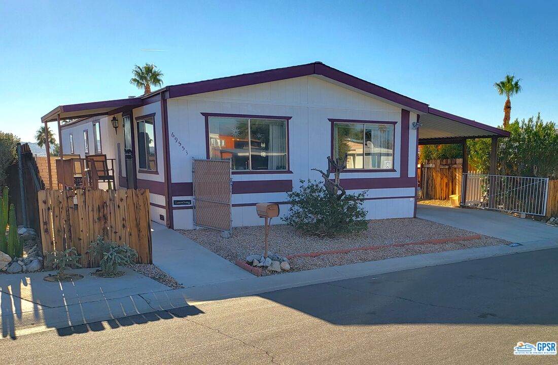 69553 Midpark Dr - Photo 1