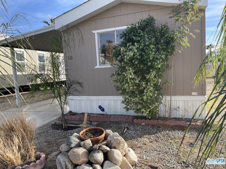 15500 Bubbling Wells Rd - Photo 1