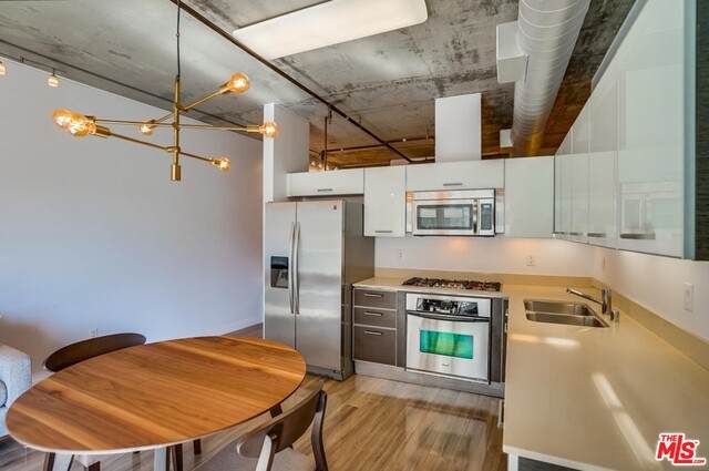 645 9TH St - Photo 1