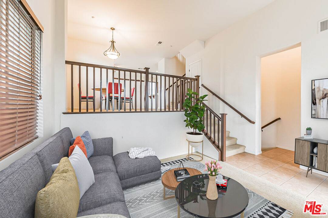 344 Foothill Blvd - Photo 1