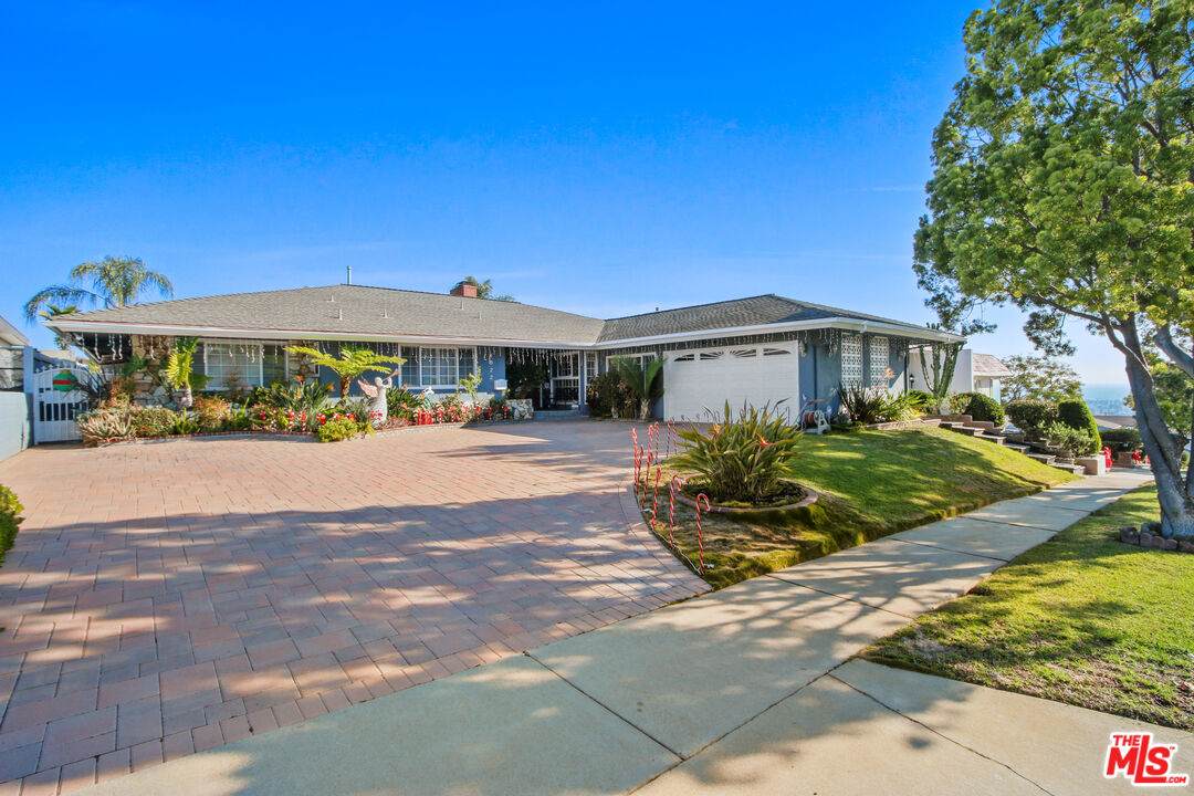 4922 Verdun Ave - Photo 1
